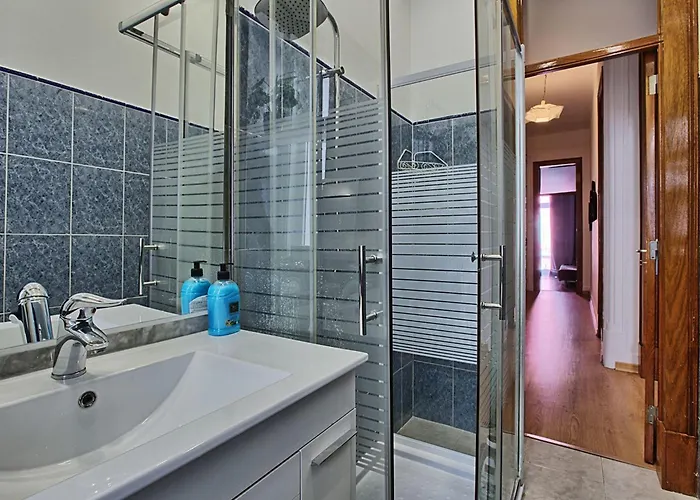 Antonio Pedro By Interhome * Lissabon